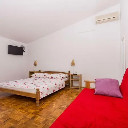 Barun Apartment *